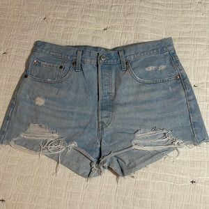 Women’s 501 Levi shorts